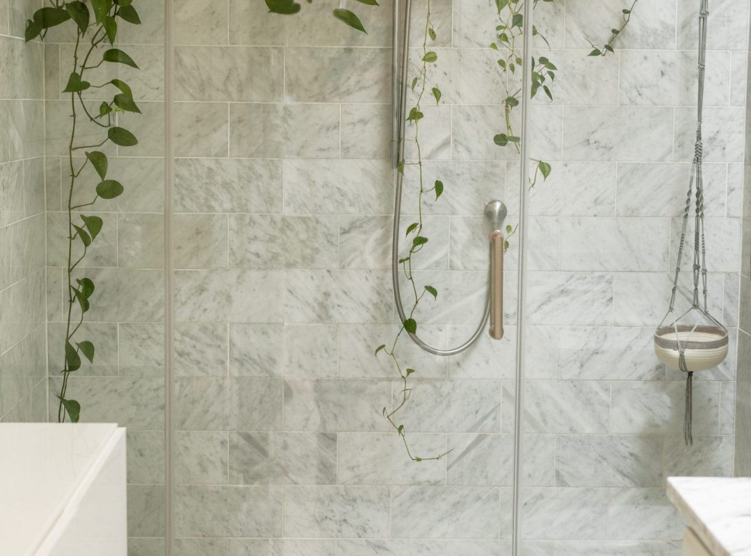 curology-ycEKahEaO5U-unsplash