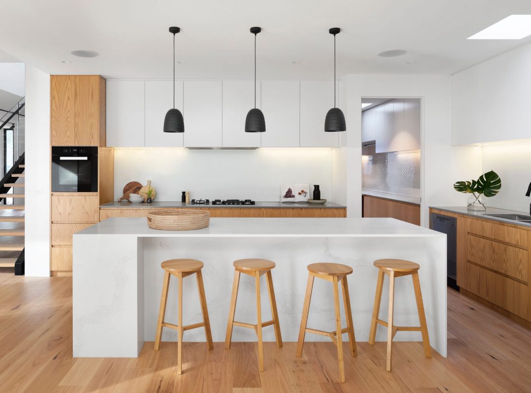 r-architecture-TRCJ-87Yoh0-unsplash